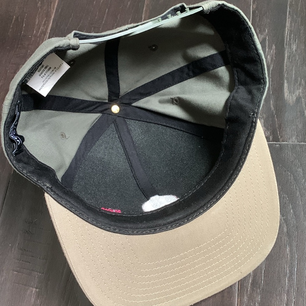 Volcom Hat - Picture 4 of 6